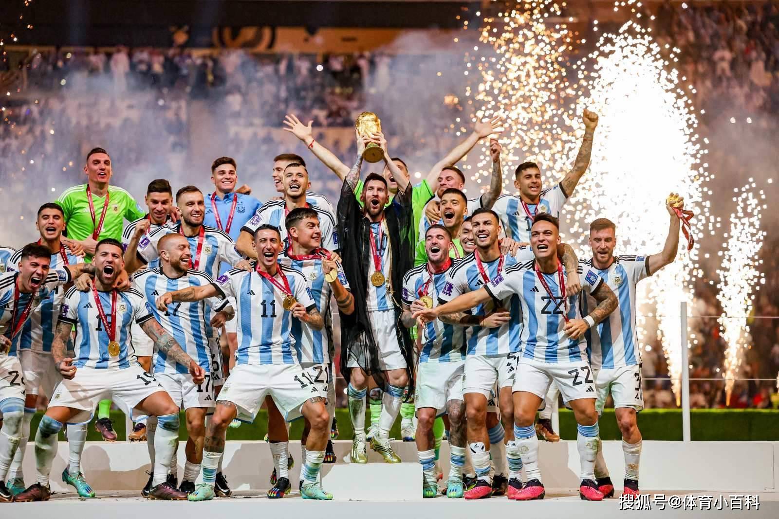 半岛体育入口-阿根廷选手赢得足球比赛冠军