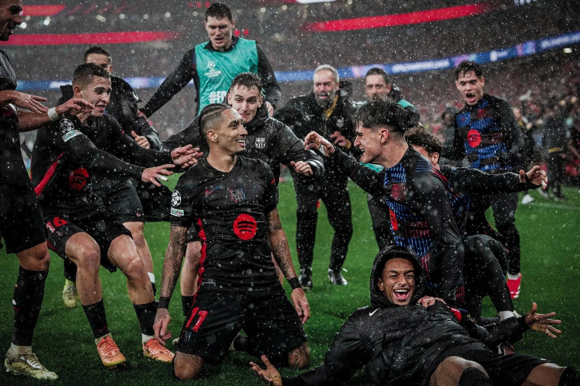 半岛体育在线网站-欧国联比赛：欧洲足球盛宴之夜的简单介绍