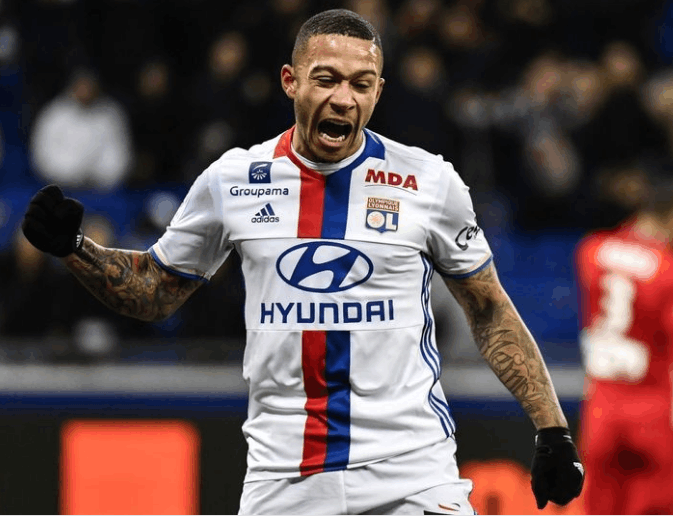 半岛体育官网-波尔多球员发挥出色，巴黎难以阻挡