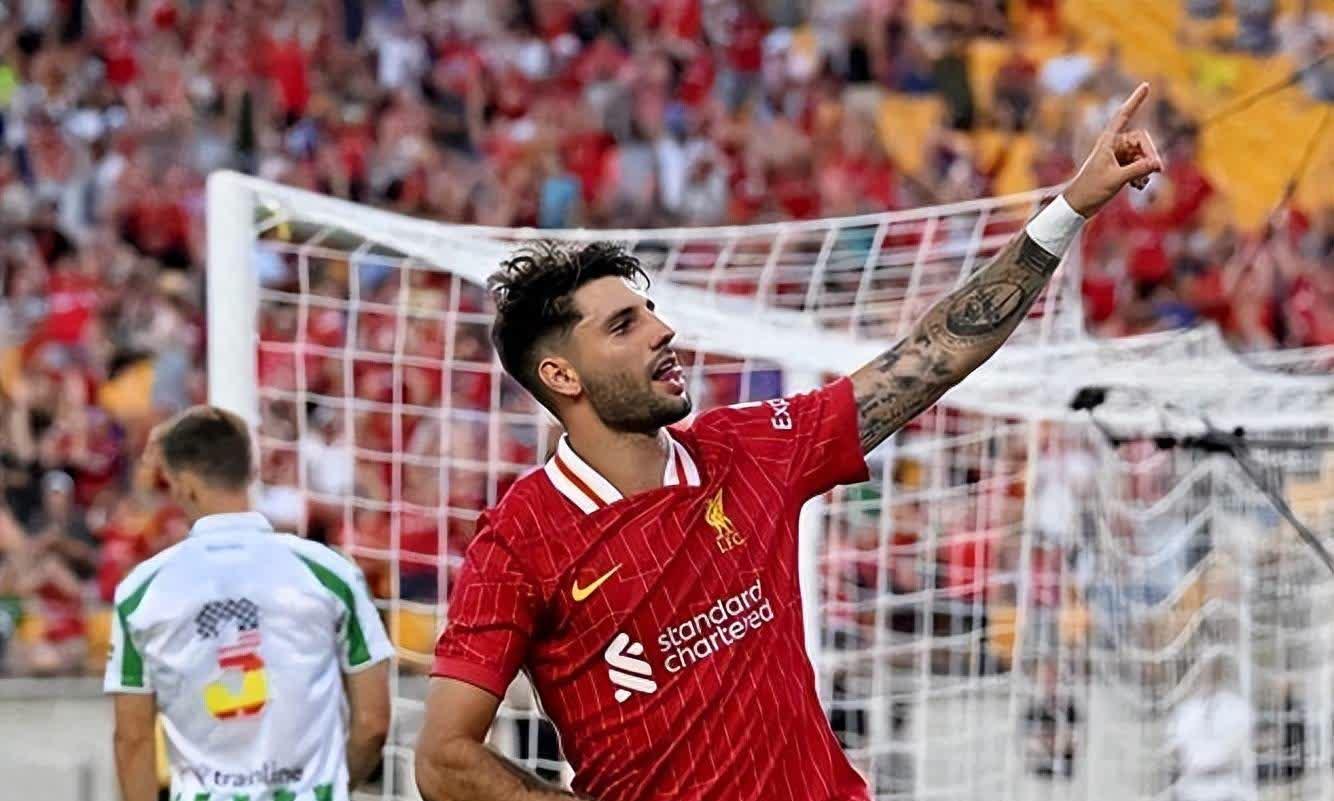 半岛体育官方下载-包含斯图加特球员全力奋斗，客场比赛战平对手取得宝贵分数的词条