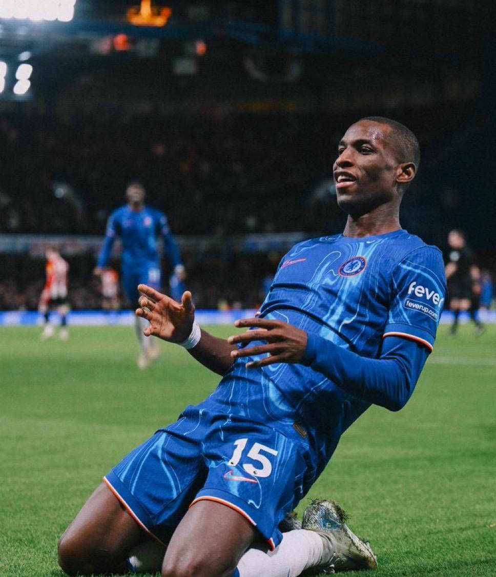 半岛体育在线登录-包含切尔西近期连战连败，主帅赛季末前途未卜的词条