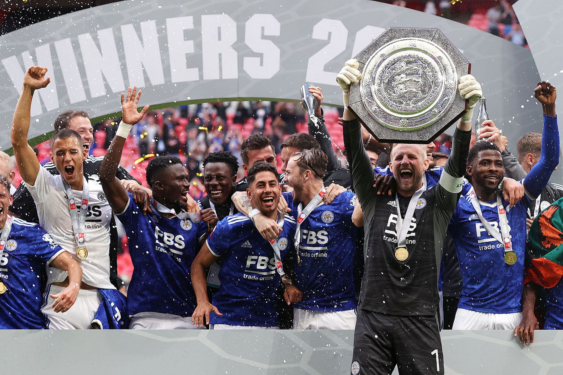 半岛体育官网-纽卡斯尔主场比击败阿森纳，翻转成功！的简单介绍