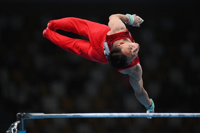 半岛体育在线网站-包含意大利男子体操队凭借高超技艺，夺得头名的词条